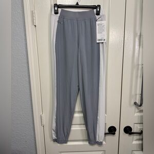 Lululemon NWT Adapted State High-Rise Jogger: Colourblock